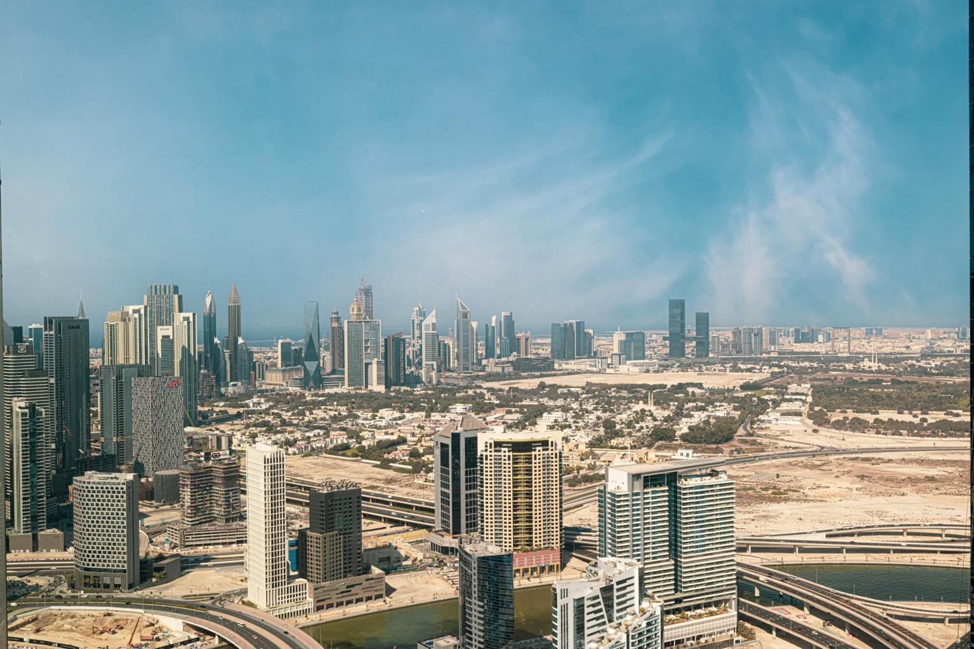 Amazing Oasis 1500 Sqft View Amenities Apartment